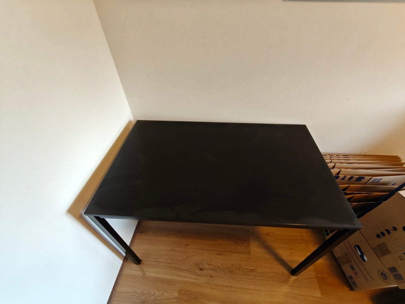 IKEA TARENDO tafel - Zwart - 110x67x75 cm, Ophalen, Gebruikt, 100 tot 150 cm, Tot twee personen