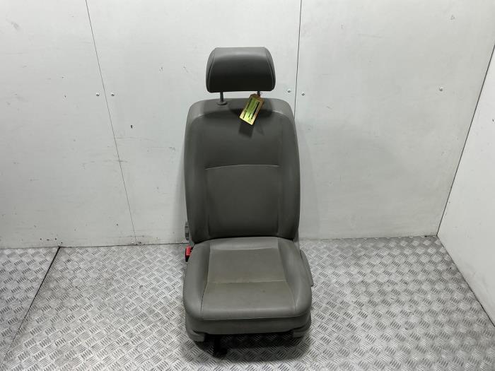 Stoel links van een Volkswagen Transporter (Transporter 10-), 12 maanden garantie, Gebruikt, -, Volkswagen