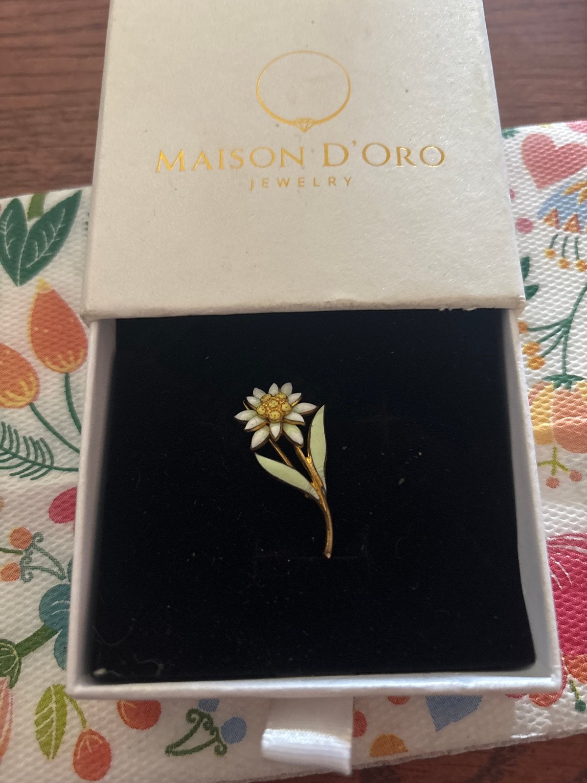 Maison D'Oro Edelweiss Broche - Zo goed als nieuw, Overige materialen, 4 tot 7 cm, Ophalen of Verzenden, Zo goed als nieuw