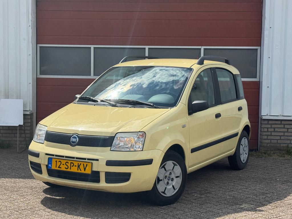 Fiat Panda 1.1 Young | 98410 nap | Distributieriem vervangen, Auto's, Fiat, Voorwielaandrijving, 4 stoelen, Bedrijf, Handgeschakeld