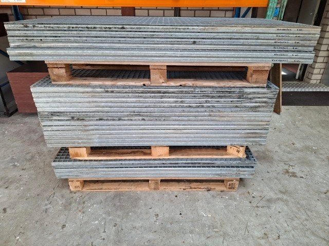 looprooster diverse maten, stalen rooster, deurroosters, Tuin en Terras, Ophalen, Gebruikt, Overige materialen