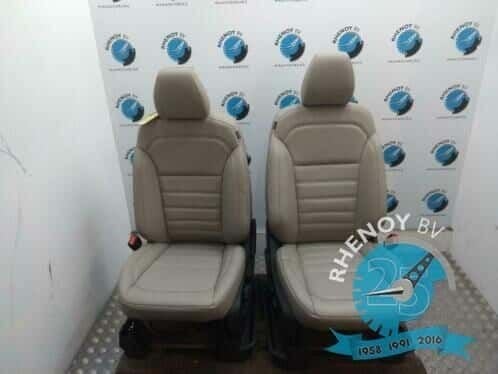 Leder interieur Kuga 2016 beige, Auto-onderdelen, Interieur en Bekleding, Ophalen, Gebruikt, -, -