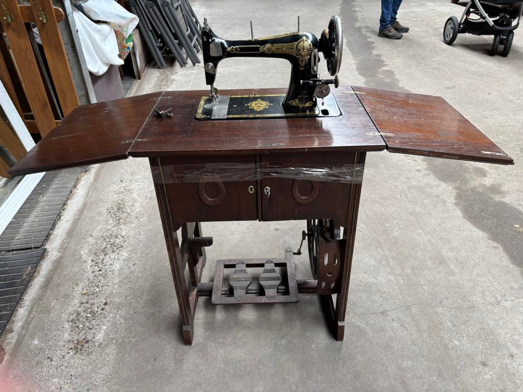 Naaimachine Stoewer, Ophalen