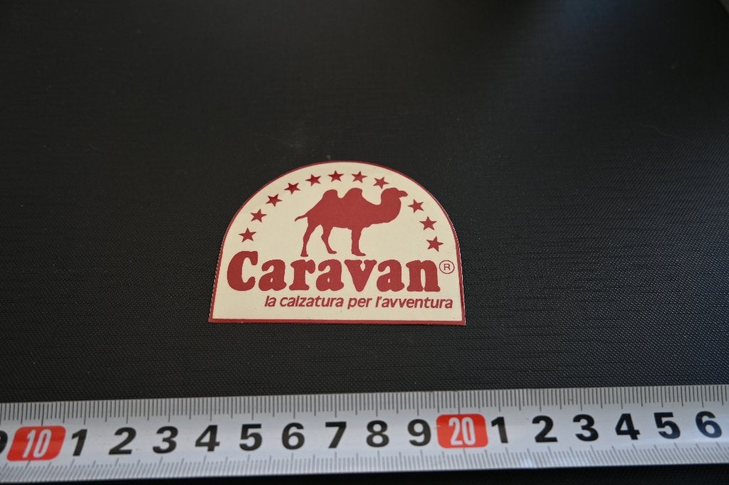 sticker kameel logo CARAVAN la calzatura per l'avventura, Ophalen, Zo goed als nieuw