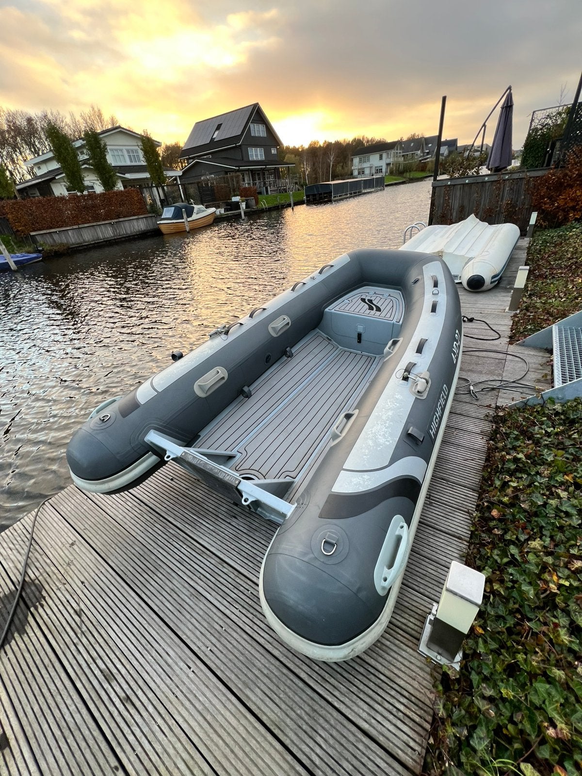 Highfield 310cl, Ophalen, Aluminium, Peddels, Zo goed als nieuw
