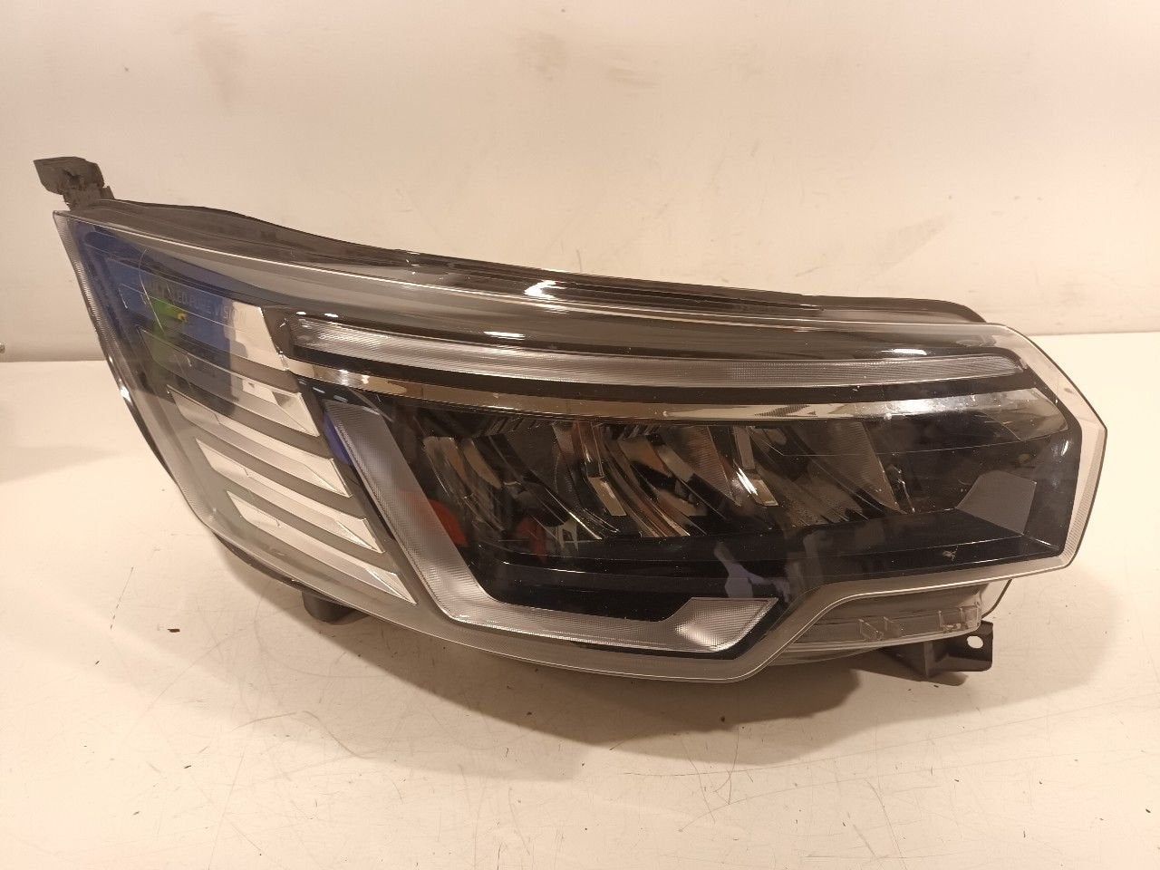 Koplamp rechts Renault Trafic, Onderdelen@venauto.nl, Van der Ven Autorecycling B.V., Gebruikt, Ettenseweg 76, 4706 PB Roosendaal, The Netherlands