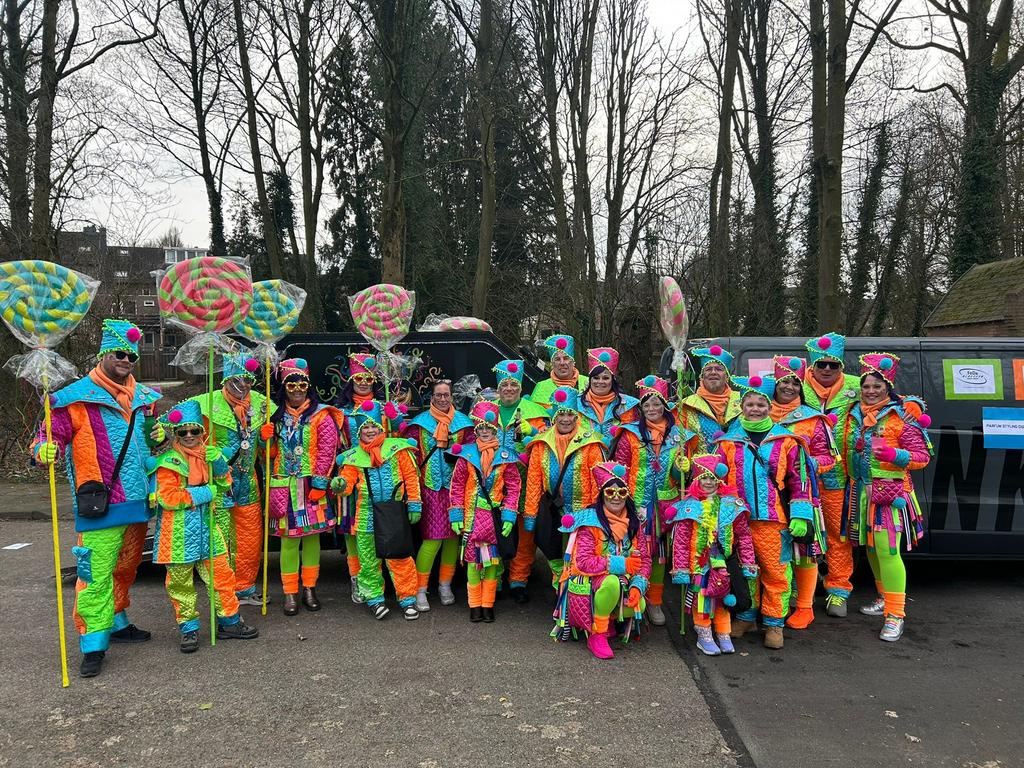 Carnavals loopgroep, Ophalen, Carnaval, Maat 46/48 (XL) of groter, Kleding