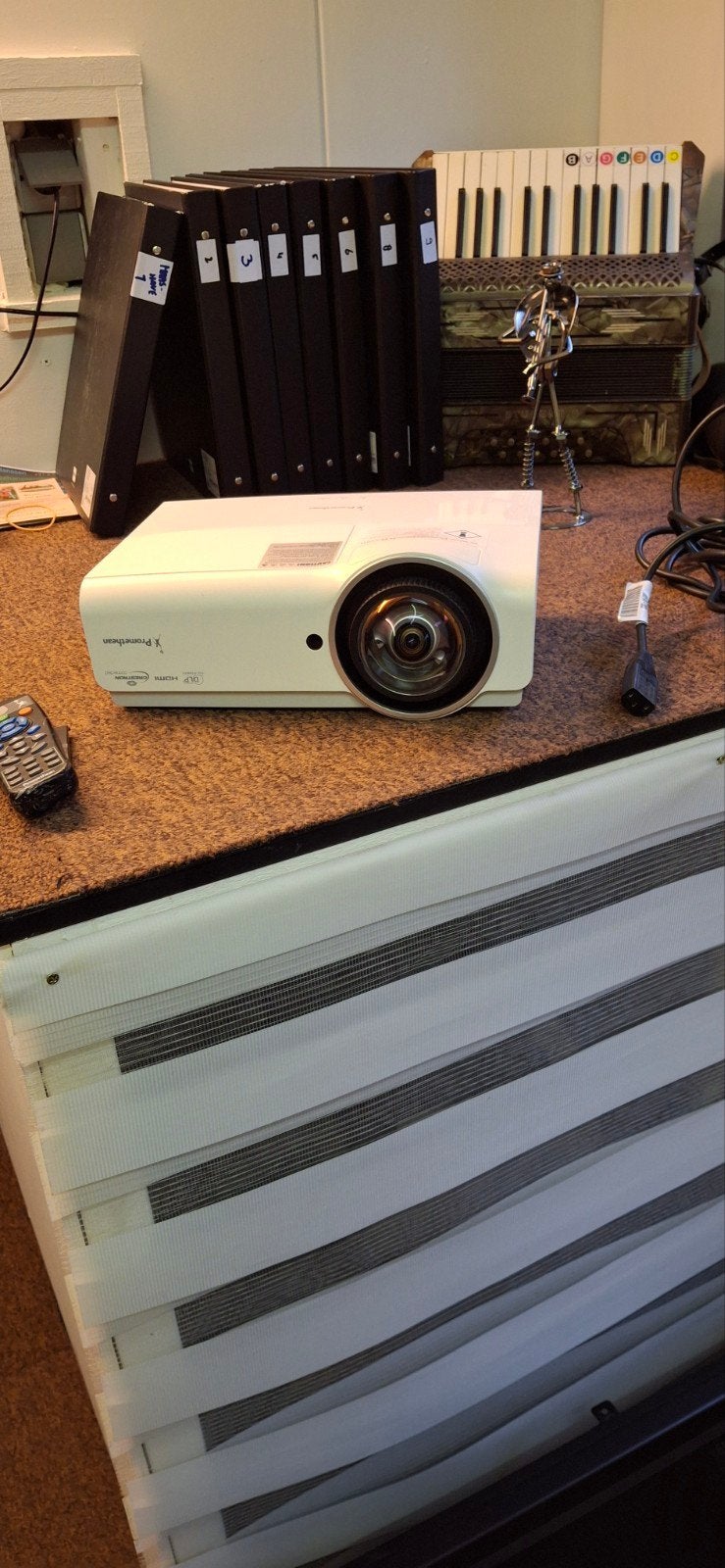 Promethean DLP Beamer - Zo goed als nieuw met sterke lamp, Ophalen of Verzenden, Zo goed als nieuw, DLP, Promethean