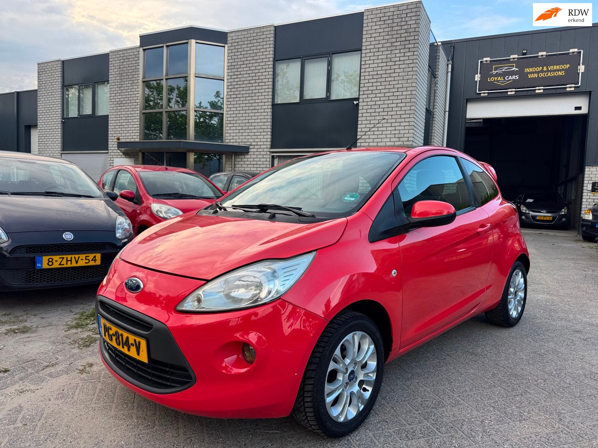 Ford Ka 1.2 Limited Airco Pano Parkeersensoren Nw APK, Auto's, Voorwielaandrijving, Stof, Gebruikt, 4 cilinders