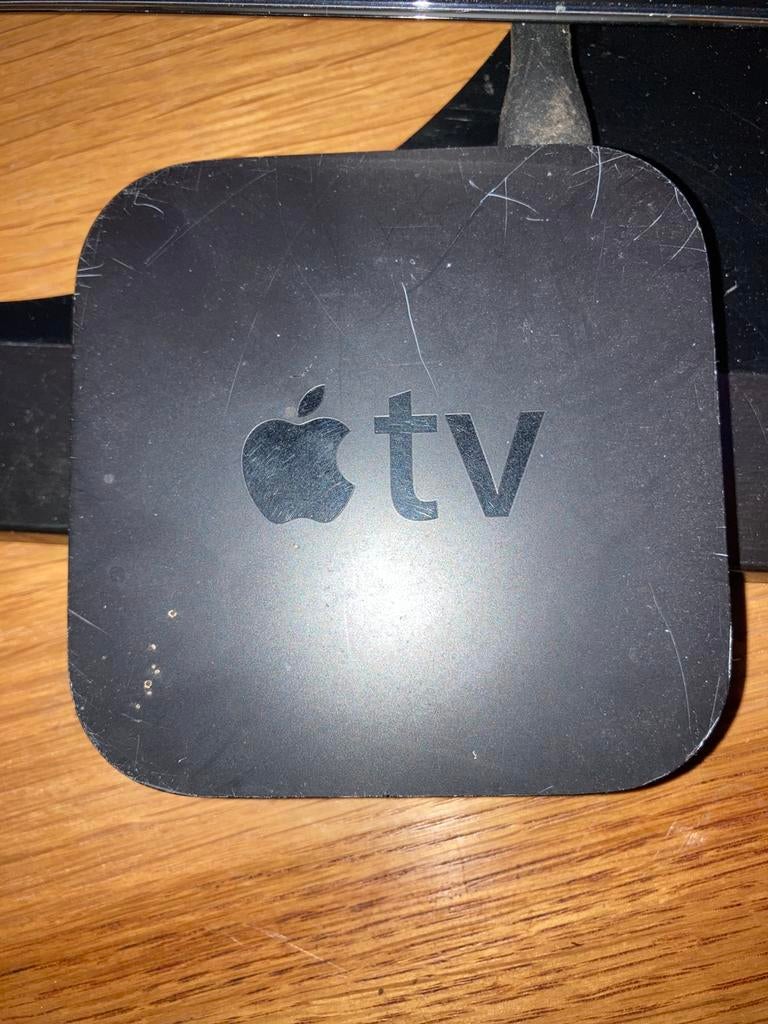 Appel tv kastje met afstandbediening ., Ophalen, Zo goed als nieuw