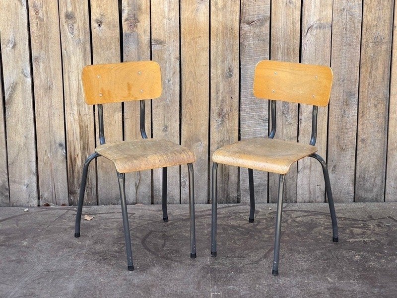 Toupie grijs | 42 op voorraad, Gebruikt, Bruin, Vijf, Zes of meer stoelen, Hout
