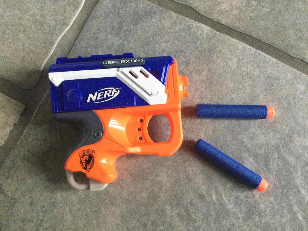 Nerf pistool met pijltjes, Ophalen of Verzenden, Zo goed als nieuw