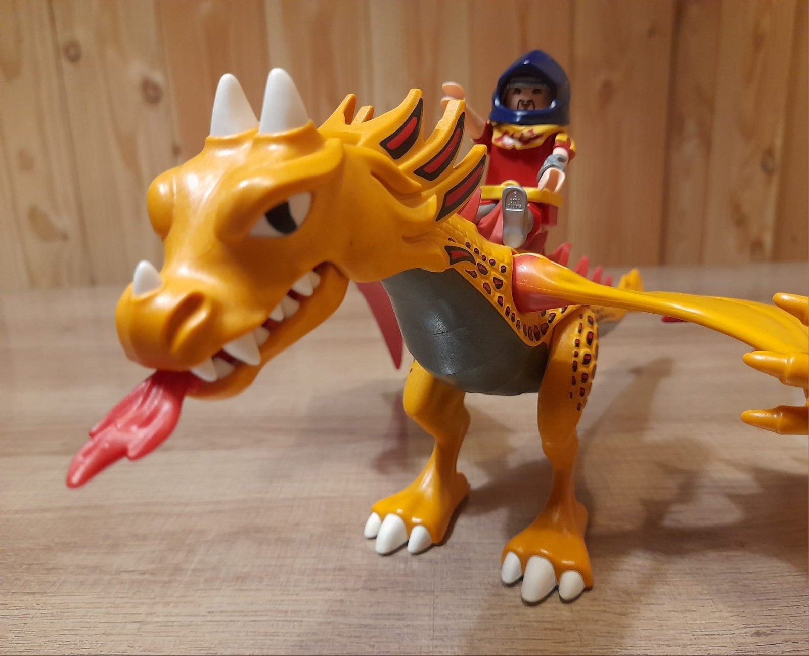 Playmobil Gouden Draak 5483 met ridder, Ophalen of Verzenden, Zo goed als nieuw, Jongen of Meisje