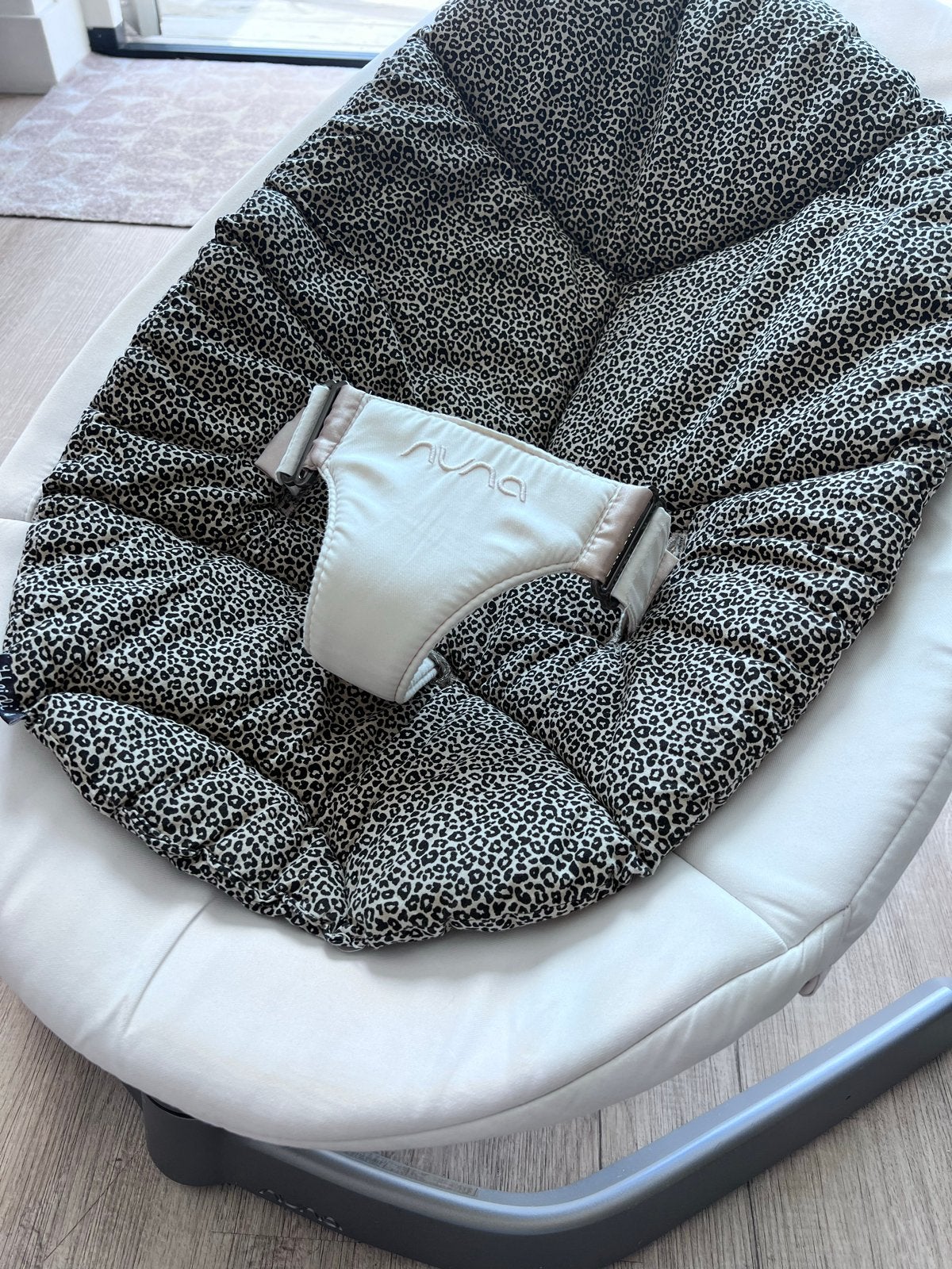 Nuna Leaf Wipstoel - beige/creme en luipaardprint, Kinderen en Baby's, Verstelbaar, Wipstoel, Zo goed als nieuw, Ophalen