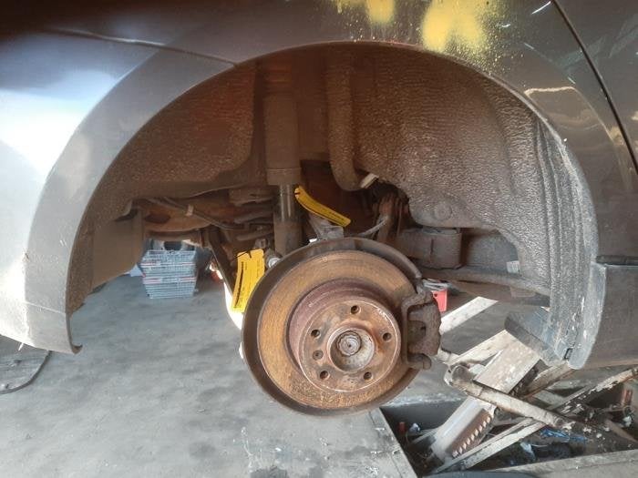 Schokdemper rechts-achter van een BMW 1-Serie, Gebruikt, -, -, Ophalen of Verzenden