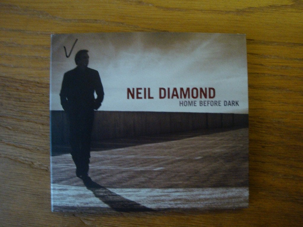 Neil Diamond - Home Before Dark CD (Pop, Singer-songwriter), Pop, Ophalen of Verzenden, Zo goed als nieuw, Inclusief boekje