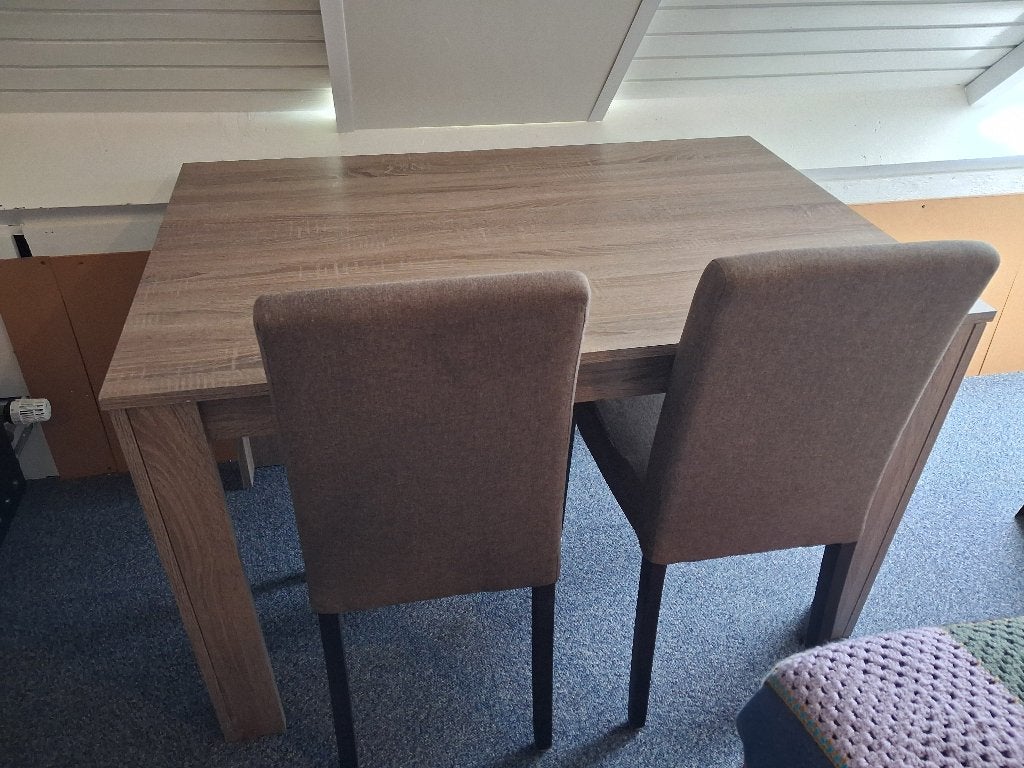 Tafel en 2 Stoelen, Ophalen, 100 tot 150 cm, 50 tot 100 cm, Zo goed als nieuw