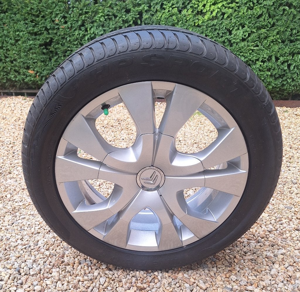 Autoband met velg, Ophalen, 215 mm, Nieuw, 17 inch