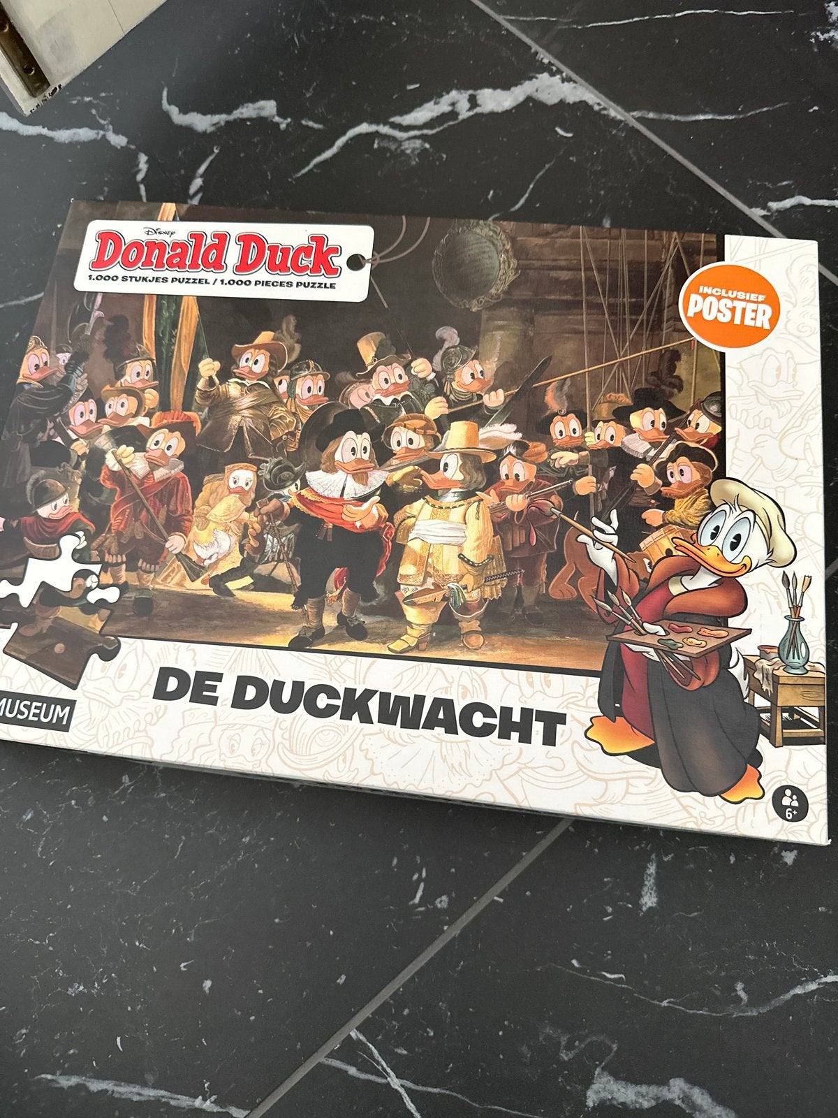 Donald Duck 'De Duckwacht' puzzel - 1000 stukjes (1 kwijt), Ophalen of Verzenden, 500 t/m 1500 stukjes, Gebruikt, Legpuzzel