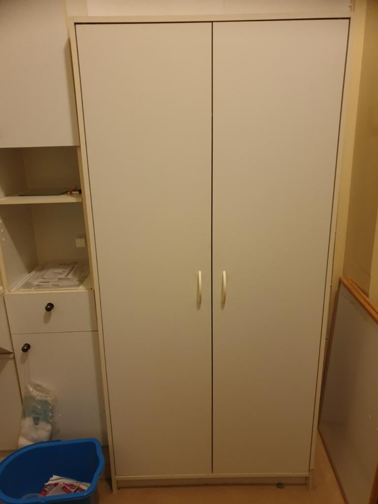 Witte kast, Huis en Inrichting, Kasten | Kledingkasten, Ophalen, Gebruikt, 50 tot 100 cm, 150 tot 200 cm