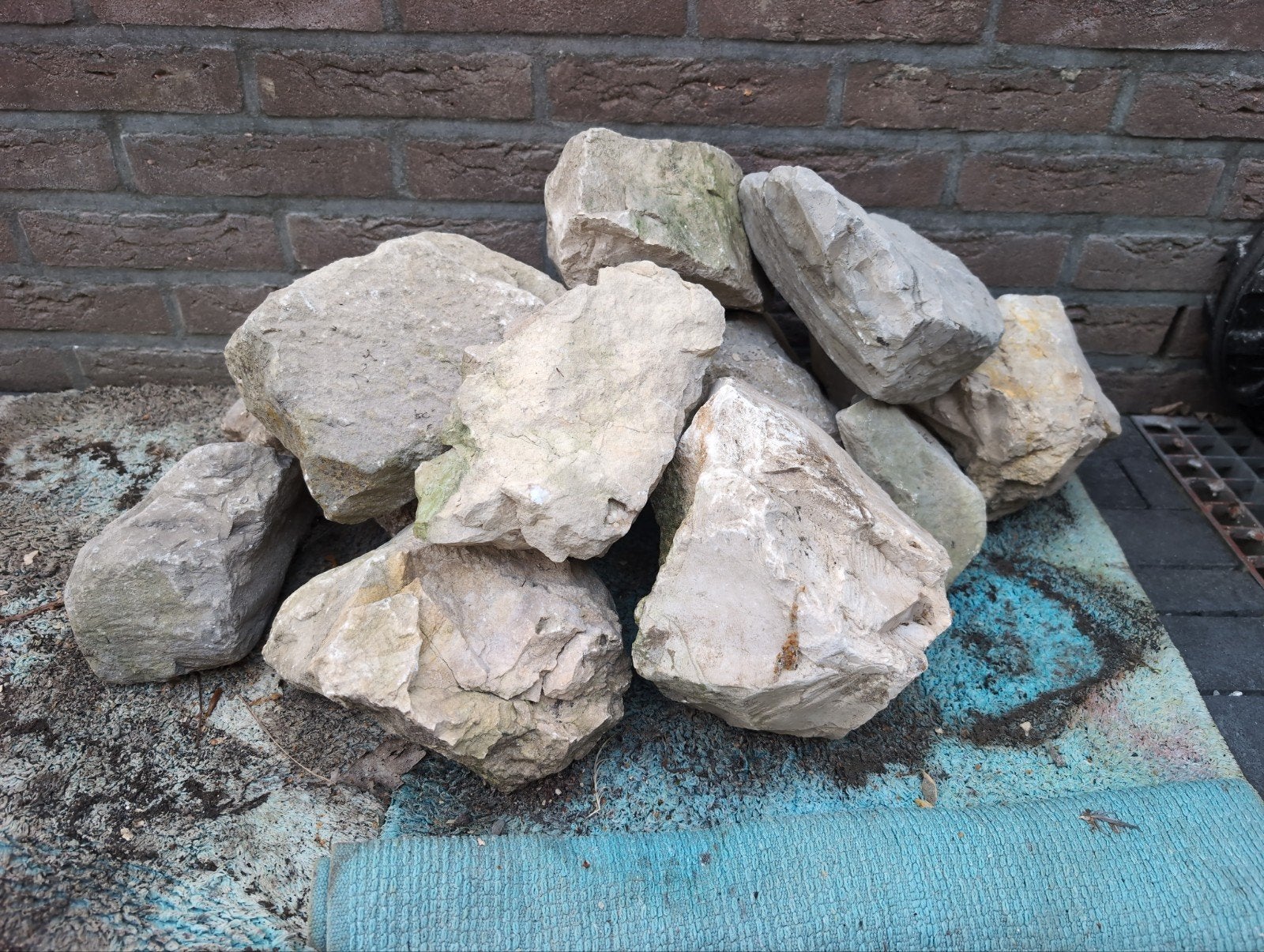 Grote rotsen/keien voor tuin of decoratie, Ophalen, Gebruikt, Grijs, Kei