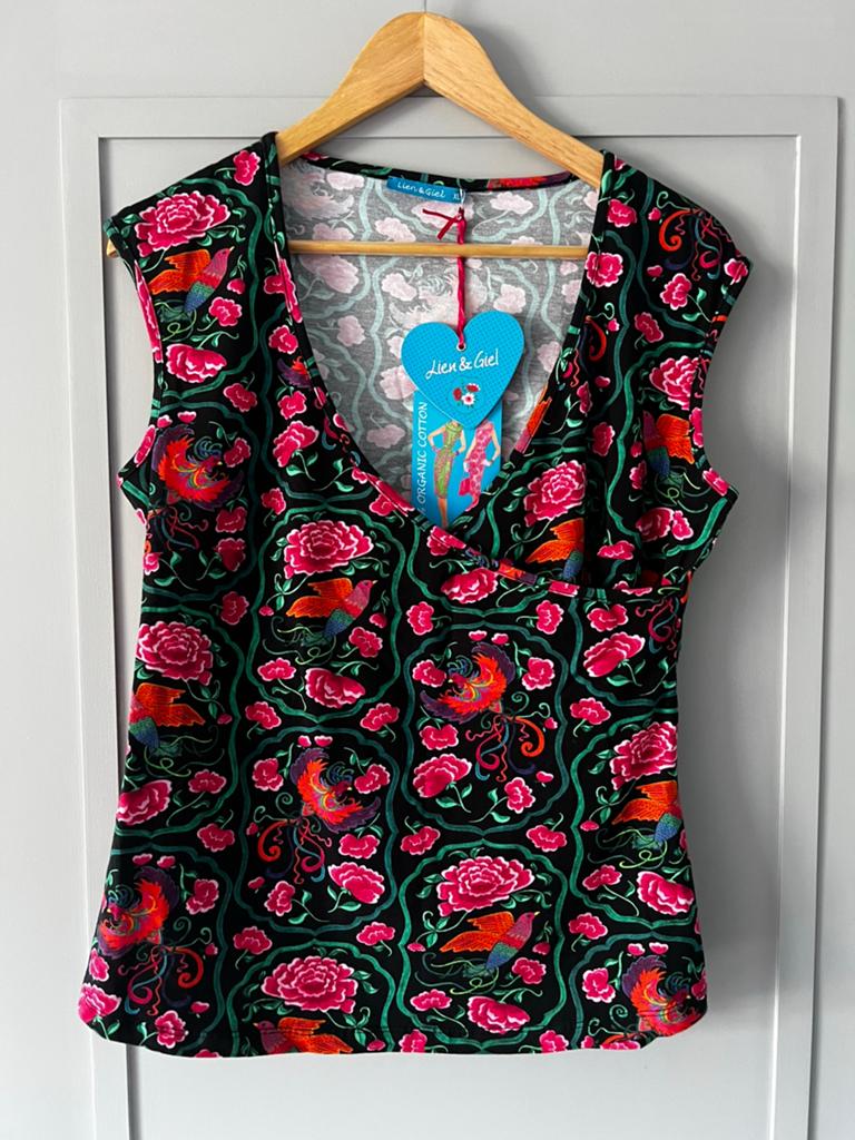 Lien & Giel top nieuw met kaartjes XL, Ophalen of Verzenden, Nieuw, Maat 46/48 (XL) of groter, Zonder mouw