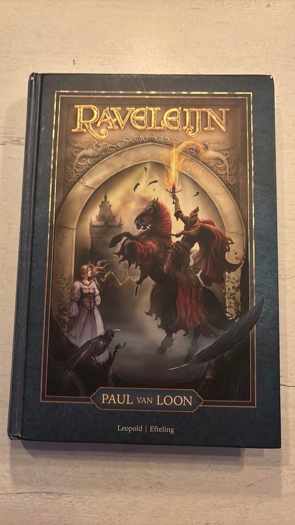 Paul van Loon - Raveleijn Hardcover variant, Boeken, Kinderboeken | Jeugd | 10 tot 12 jaar, Gelezen, Fictie, Ophalen of Verzenden