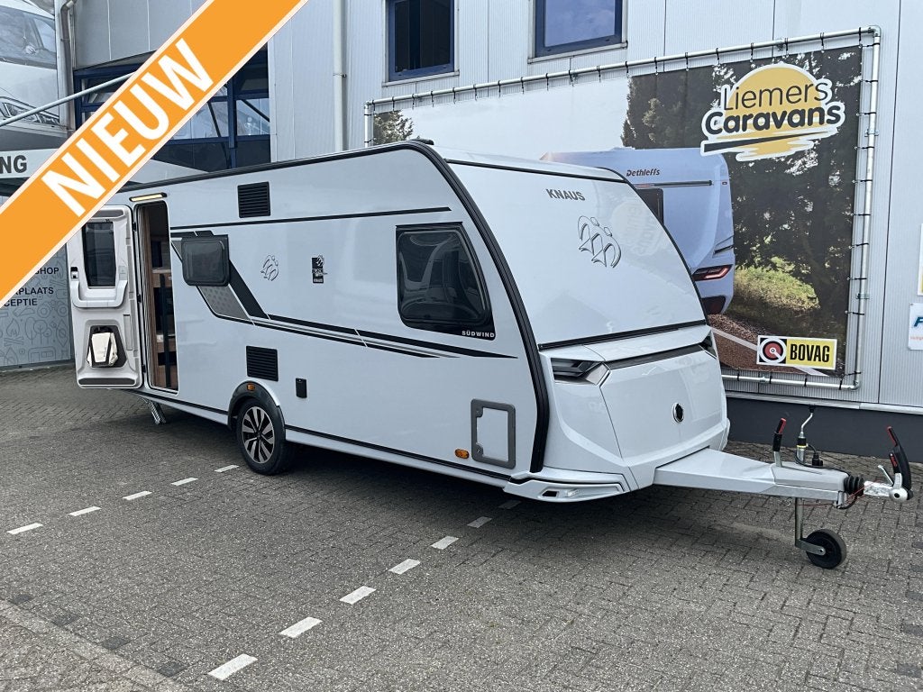 Knaus Sudwind Black Selection 540 FDK STAPELBED-6 PERSOONS, Caravans en Kamperen, Schokbreker, Bedrijf, Treinzit, Dwars-stapelbed