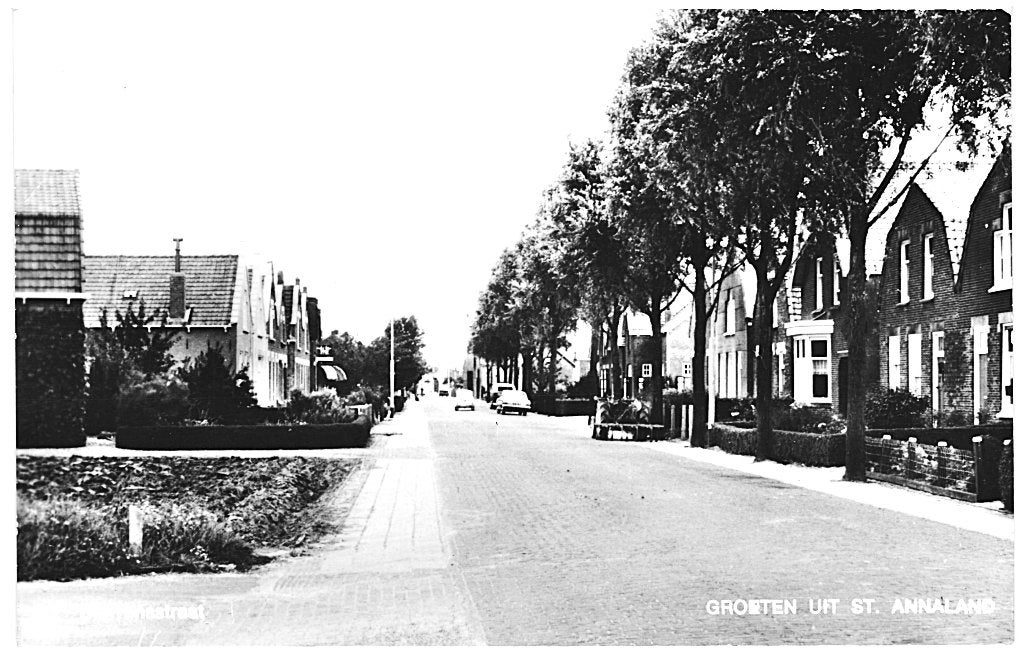 700245 St Annaland ZL 1968 gel in 75 Bierrensstraat Gelopen