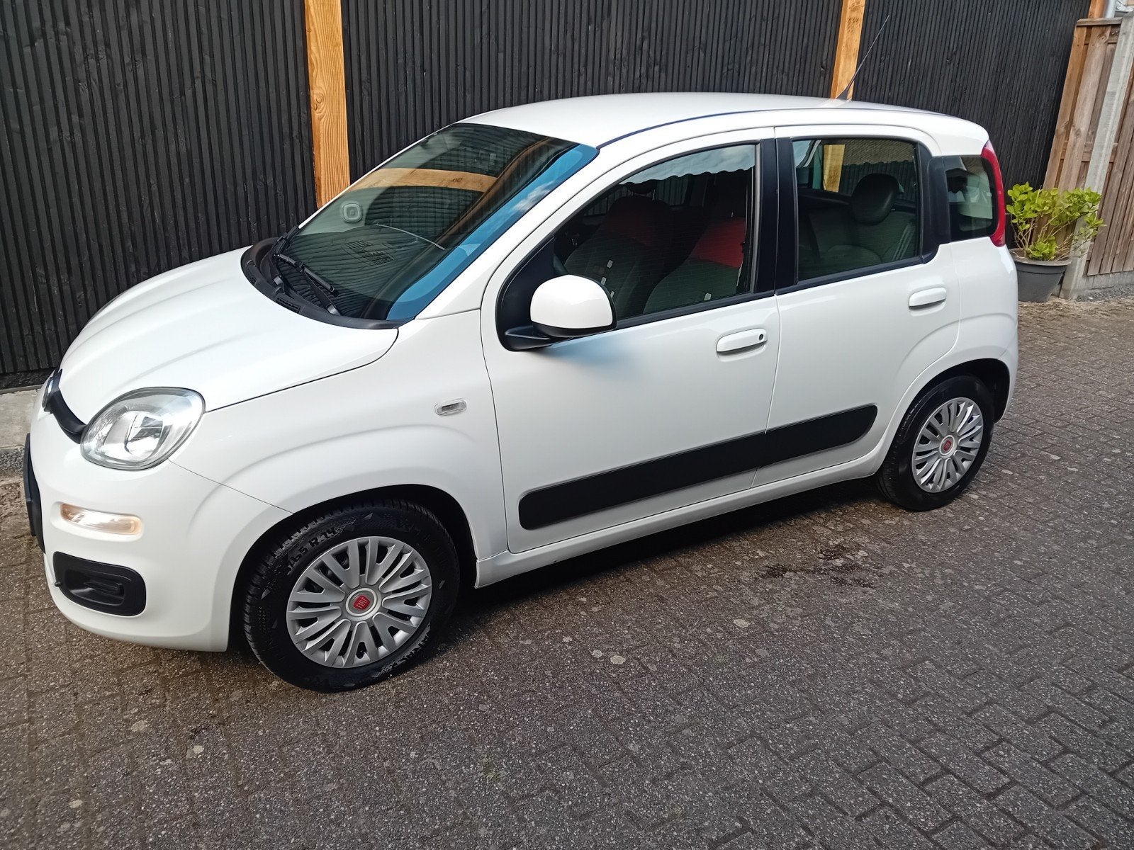 Fiat Panda 0.9 Twinair 44KW 2014 Wit AIRCO, Auto's, Voorwielaandrijving, 31 €/maand, Panda, Wit