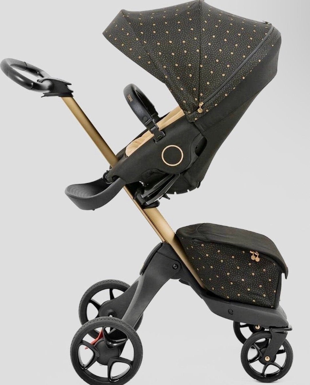 Stokke Xplory X kinderwagen met reiswieg, Zo goed als nieuw, Combiwagen, Met reiswieg, Ophalen