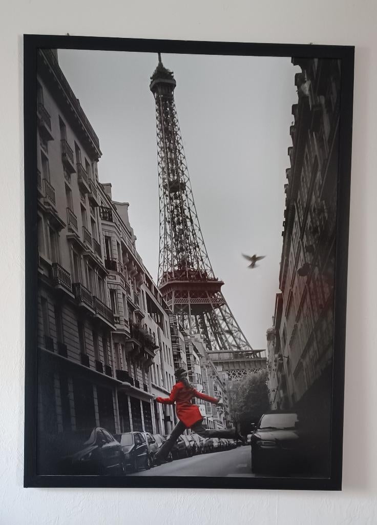Poster van Eiffeltoren parijs in lijst, Ophalen, Overige materialen, Gebruikt, 100 tot 125 cm