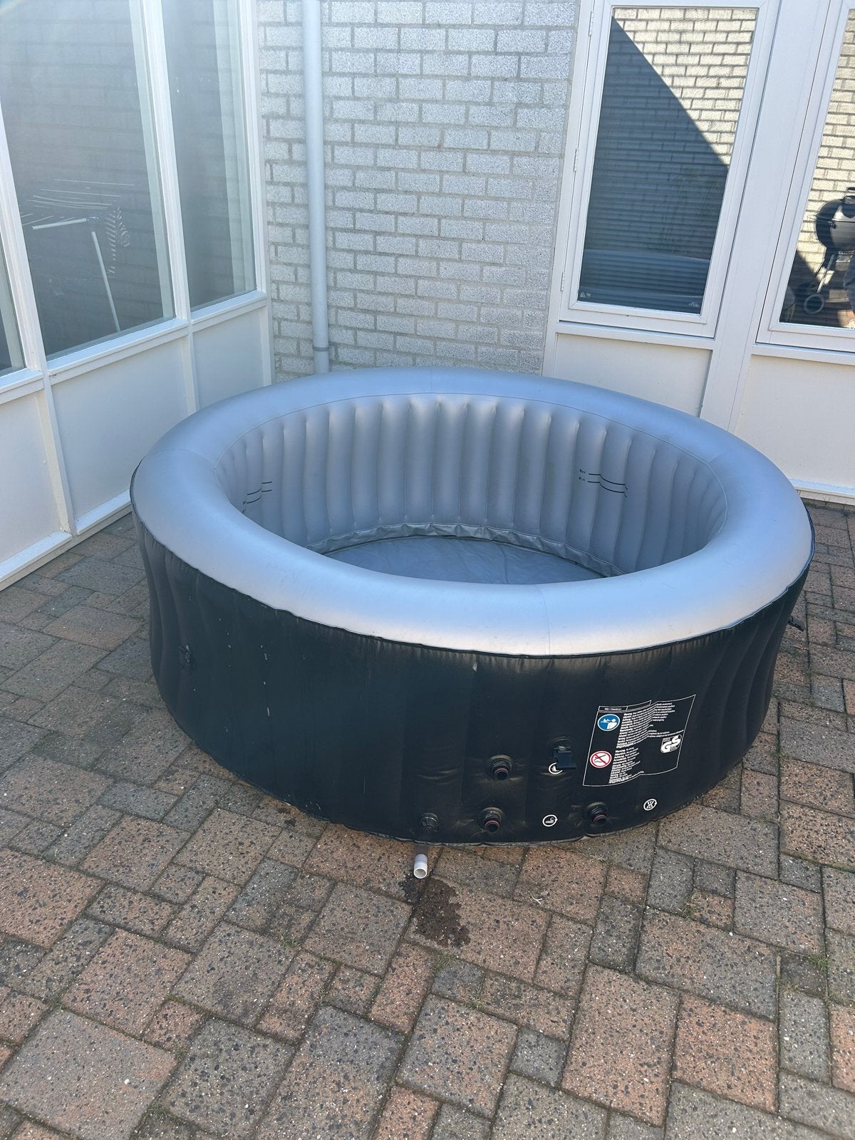 Avenli Spa Nice Jacuzzi | 2026, Ophalen, Zo goed als nieuw, Afdekzeil, Opblaasbaar