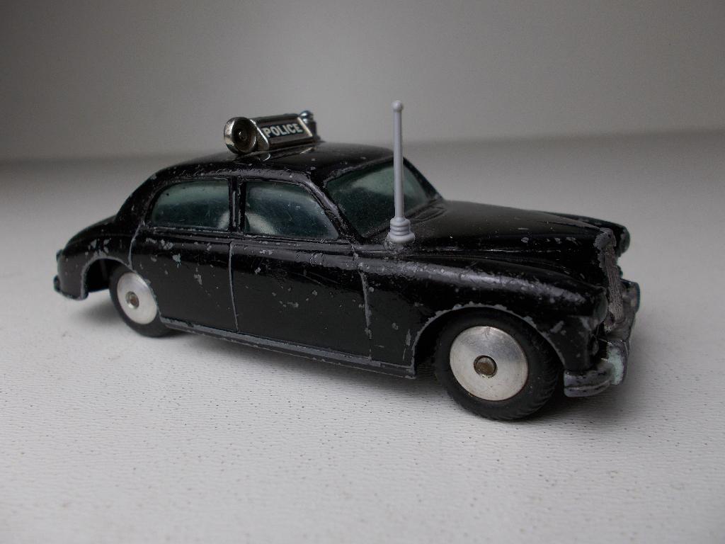 1958 Corgi Toys 209 RILEY PATHFINDER "POLICE" CAR., Hobby en Vrije tijd, Modelauto's | 1:43, Ophalen of Verzenden, Zo goed als nieuw