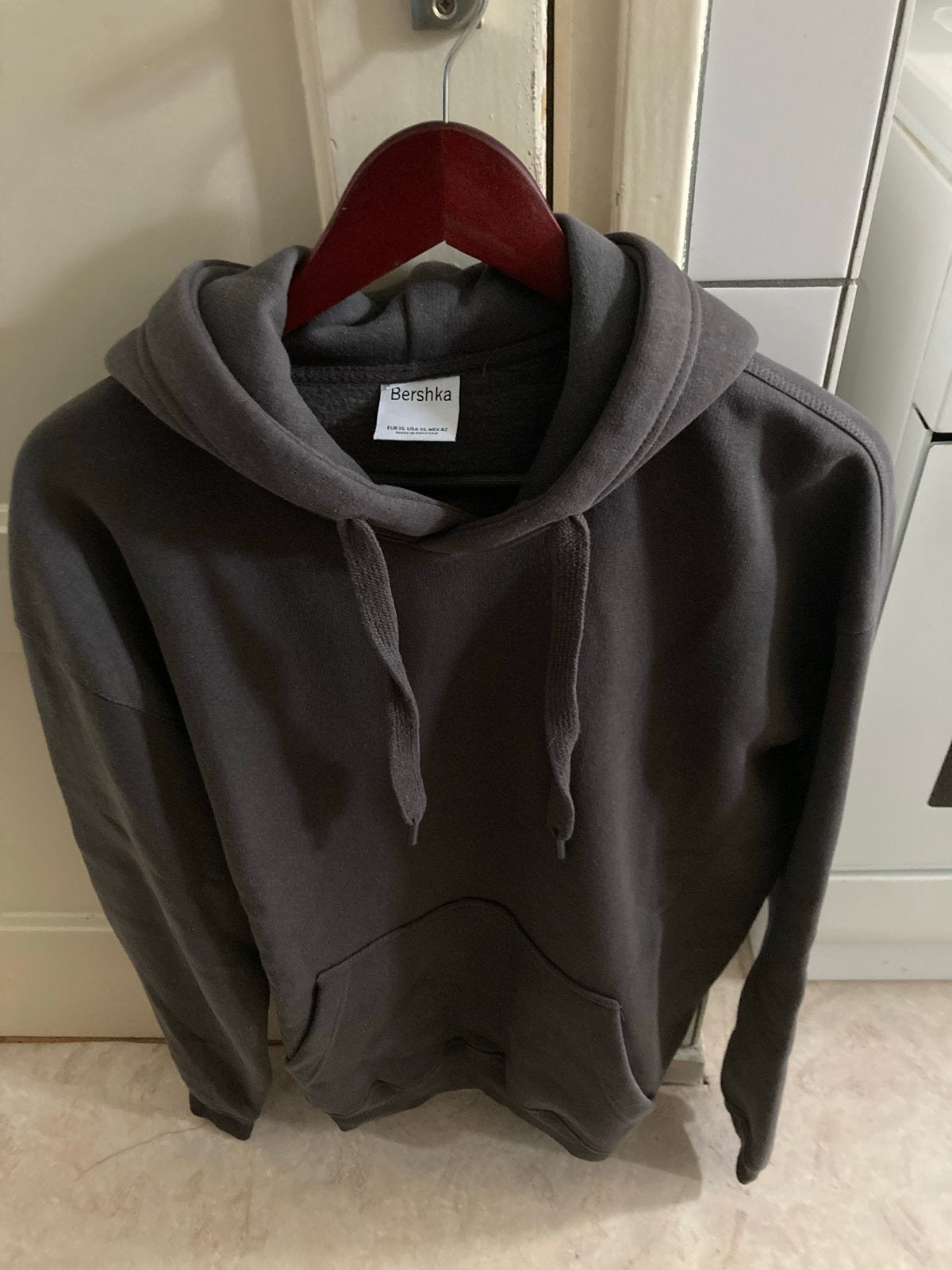 Bershka nieuwe hoodie - Maat xl Grijs, Verzenden, Nieuw, Maat 56/58 (XL), Grijs