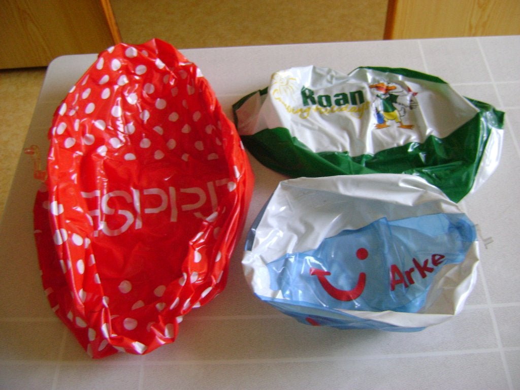 3strandballen rode van esprit 40 blauwe groene 30 arke 25cm, Ophalen of Verzenden, Zo goed als nieuw