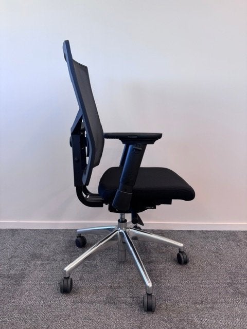 Donati bureaustoel met mesh rugleuning–NEN 1335,149€/st,19st, Huis en Inrichting, Gebruikt, Zwart, Ophalen of Verzenden, Bureaustoel