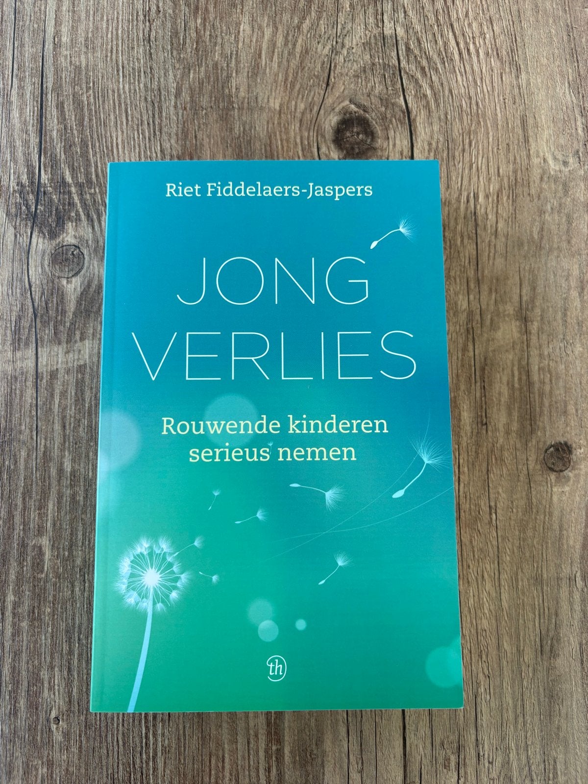 Jong Verlies: Rouwende kinderen serieus nemen - Riet Fiddela, Ophalen of Verzenden, Zo goed als nieuw, Klinische psychologie