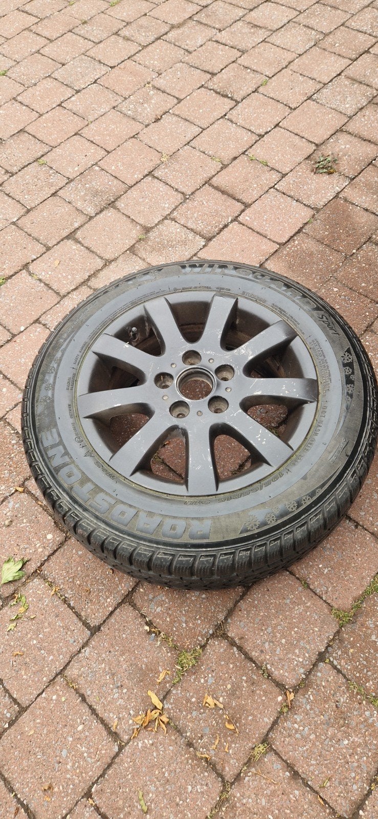 4 Roadstone Winterband op Velg - 195/65R15, Ophalen, Gebruikt, 15 inch, Banden en Velgen