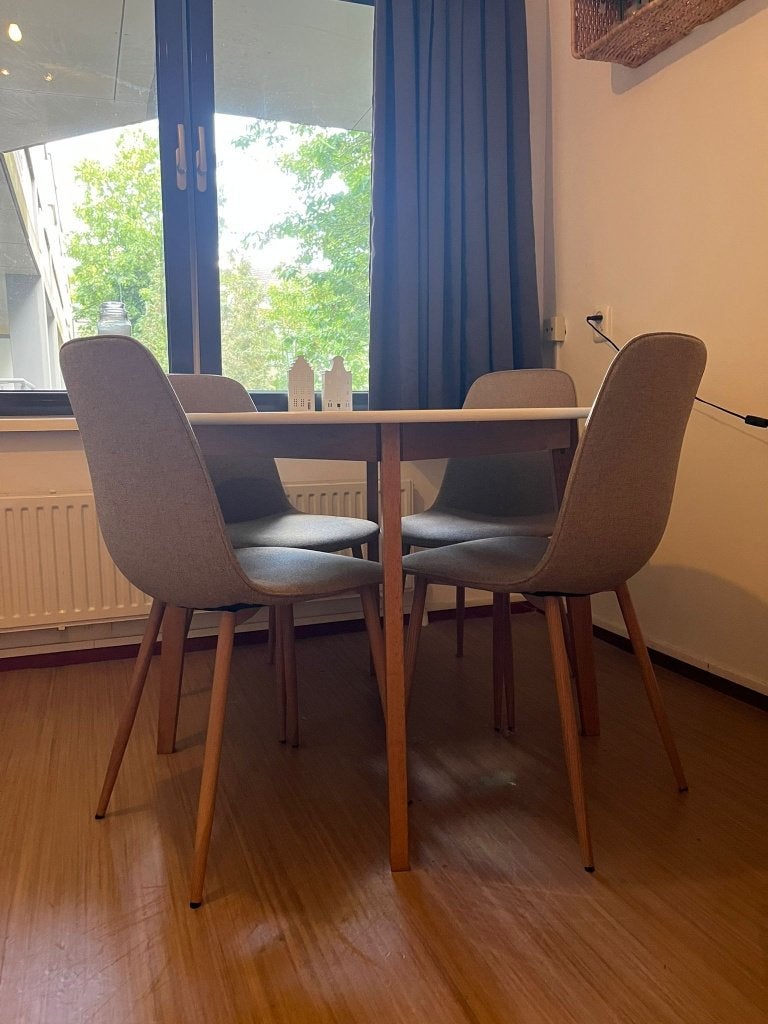 Ronde tafel met 4 stoelen, Huis en Inrichting, Tafels | Eettafels, Ophalen, Gebruikt, Rond, Vier personen