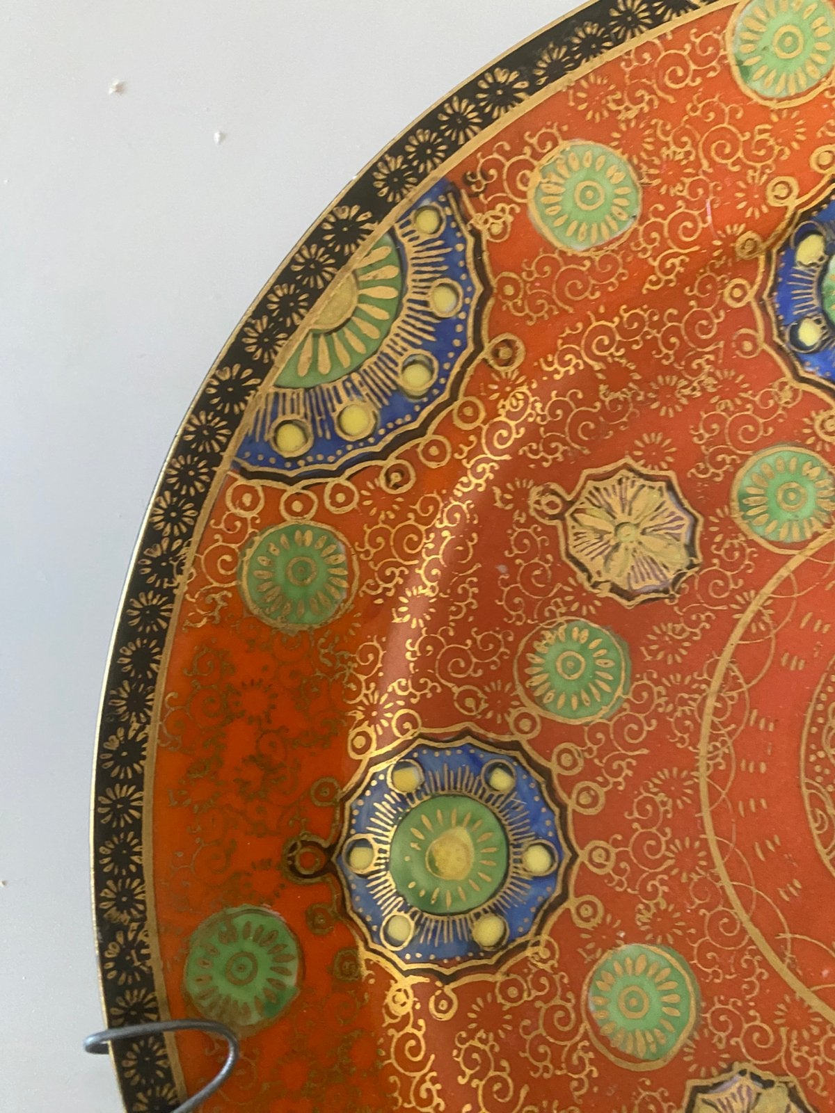 Decoratief Japans Satsuma-stijl bord, handgeschilderd, Antiek en Kunst, Antiek | Wandborden en Tegels, Ophalen