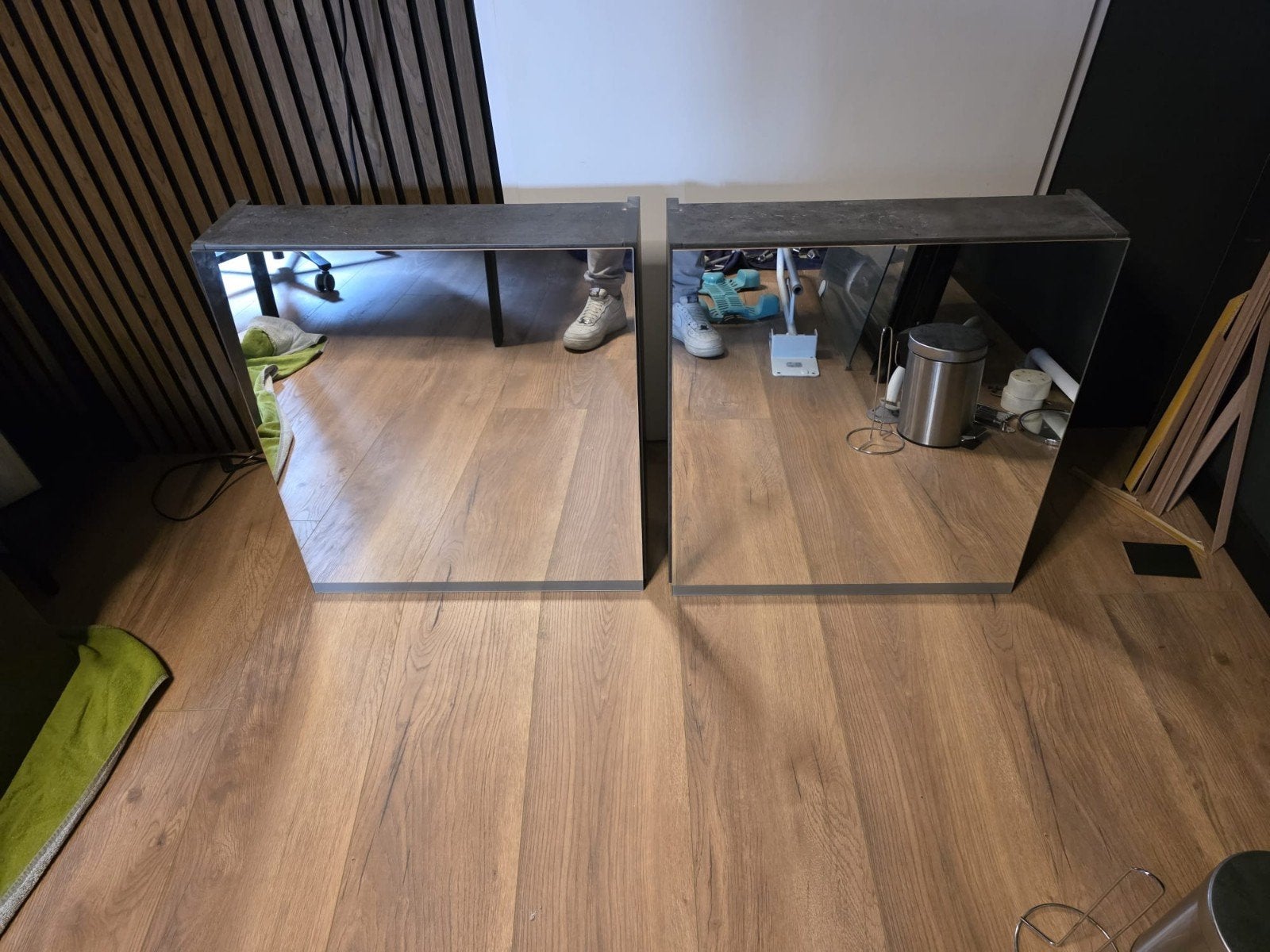 2 Badkamer Spiegelkasten met Glazen Plankjes, Ophalen