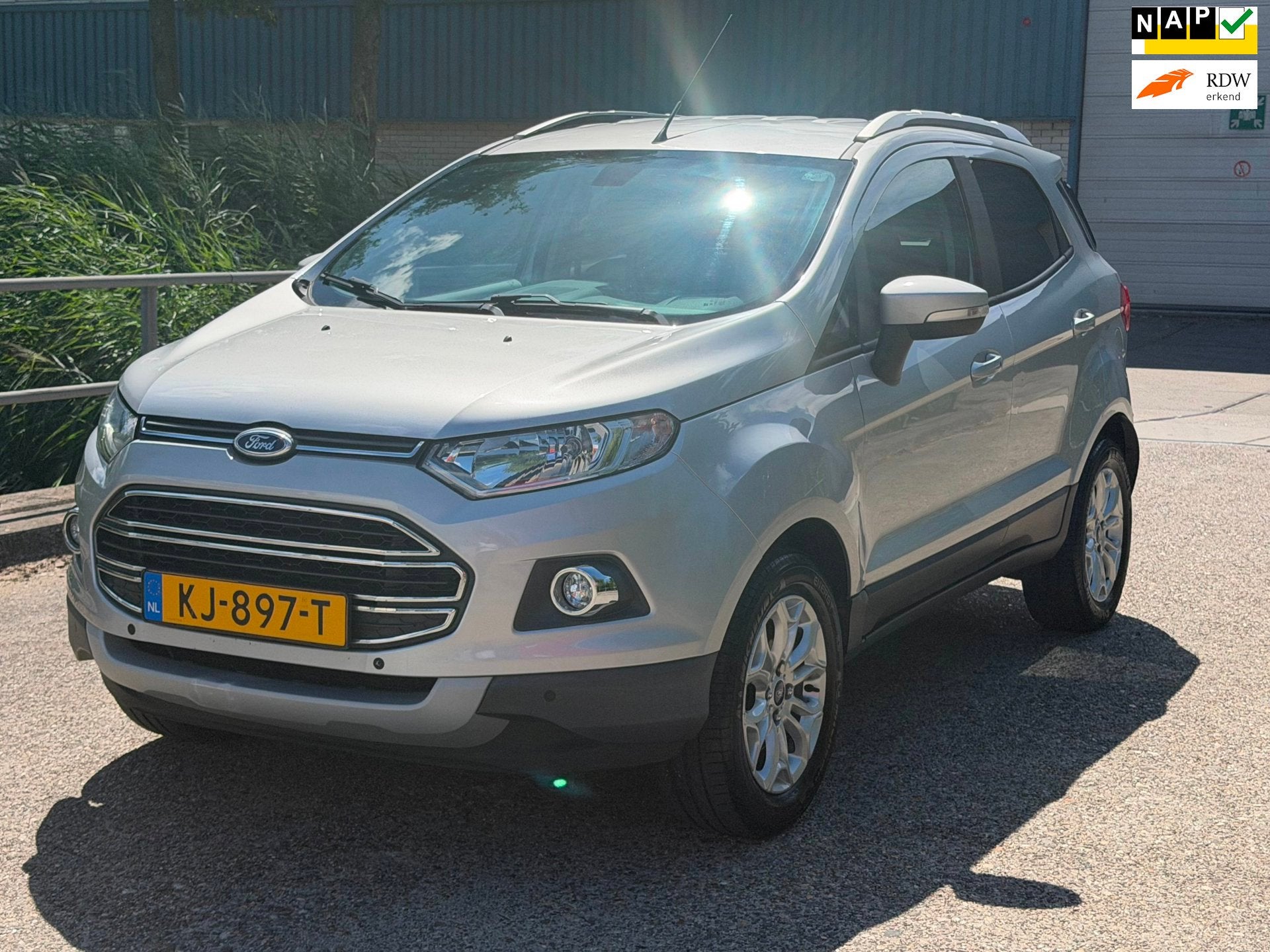 Ford EcoSport 1.5 Ti-VCT Titanium Automaat! Clima! Navi! PDC, Auto's, Euro 6, Automatische klimaatregeling, Leder en Stof, Origineel Nederlands