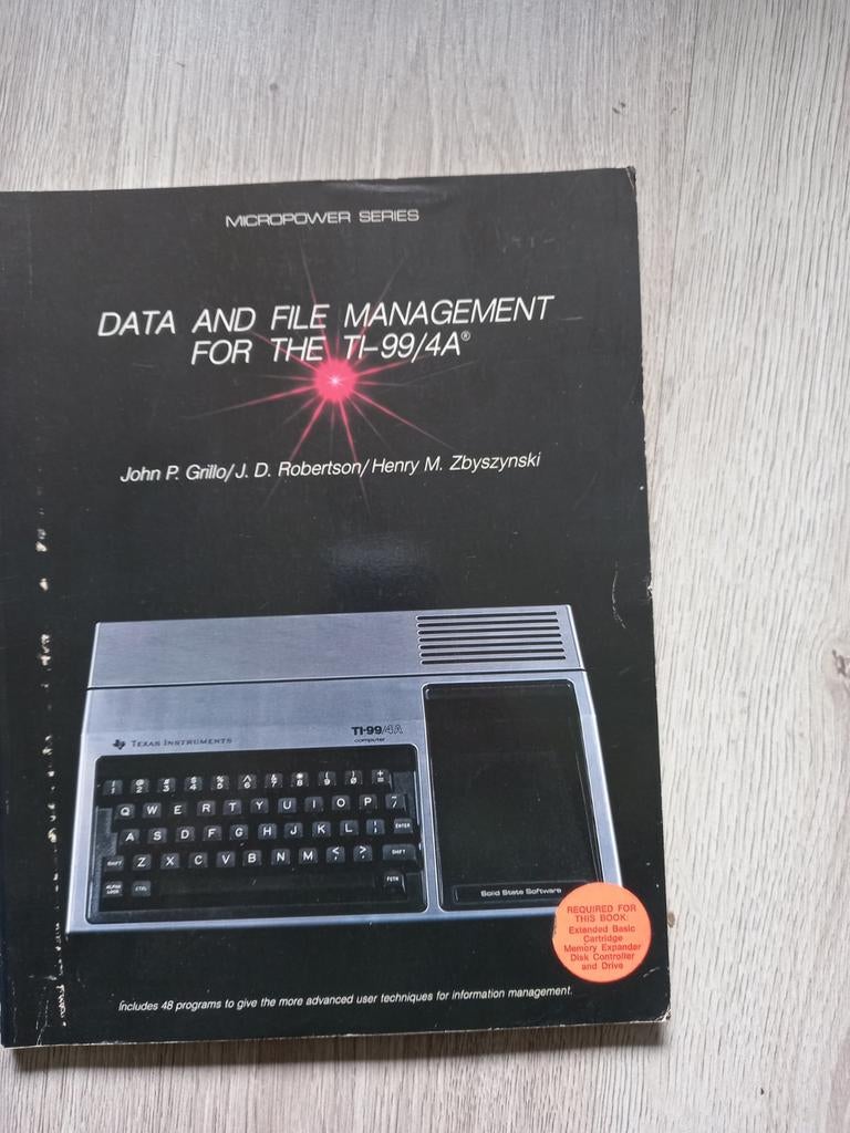 Data en file management voor de TI-99/4A homecomputer, Computers en Software, Vintage Computers, Ophalen of Verzenden