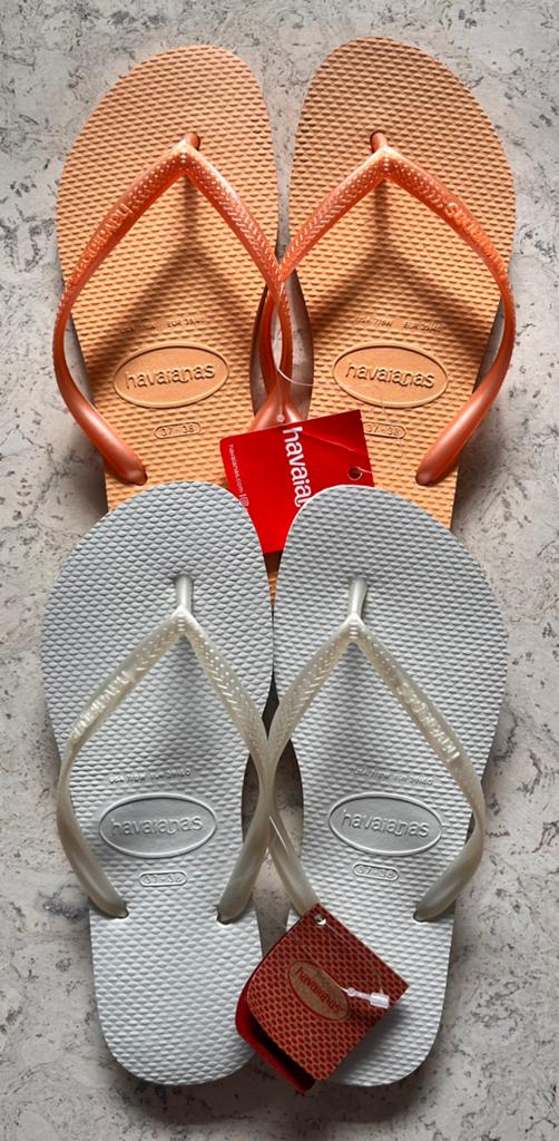 2x Havaianas sl slippers maat 37/38!, Kleding | Dames, Schoenen, Slippers, Overige kleuren, Nieuw, Ophalen of Verzenden
