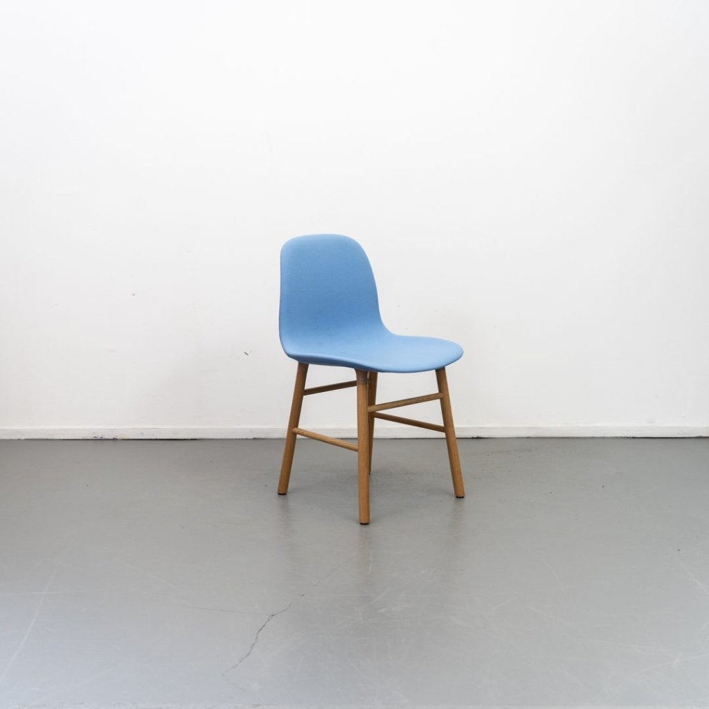 Normann Copenhagen Form Stoel Blauw Kunststof - Hout, Niet ingevuld, Nieuw, Niet ingevuld, Niet ingevuld