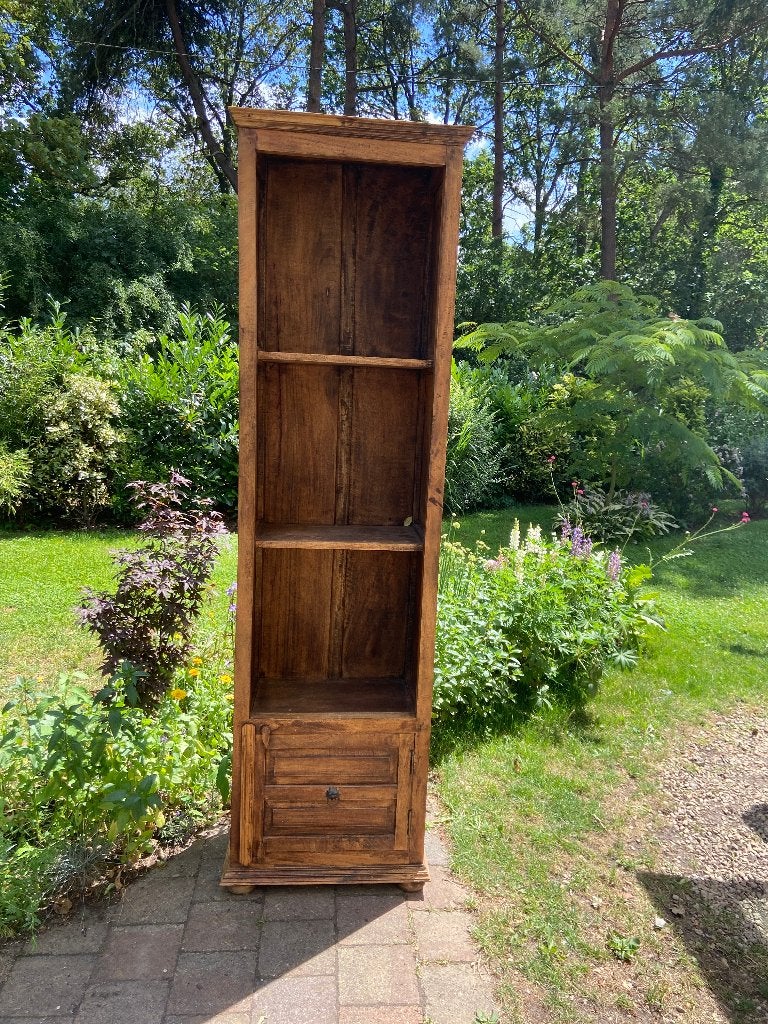 Smalle teakhouten koloniale kast / boekenkast – massief teak, Ophalen, Teakhout, 50 tot 100 cm, 3 of 4 laden