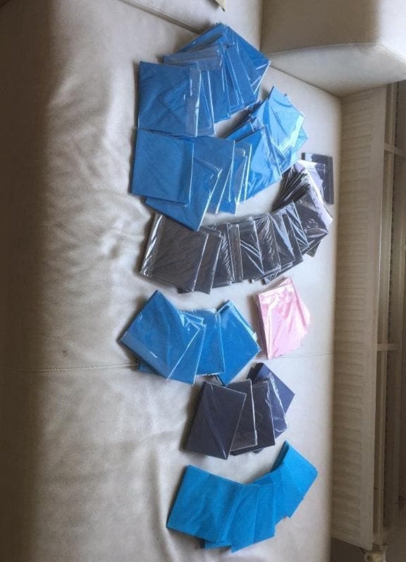 970x Enveloppen 14x14 blauw zwart roze partij 14 cm x 14 cm, Diversen, Ophalen of Verzenden, Zo goed als nieuw