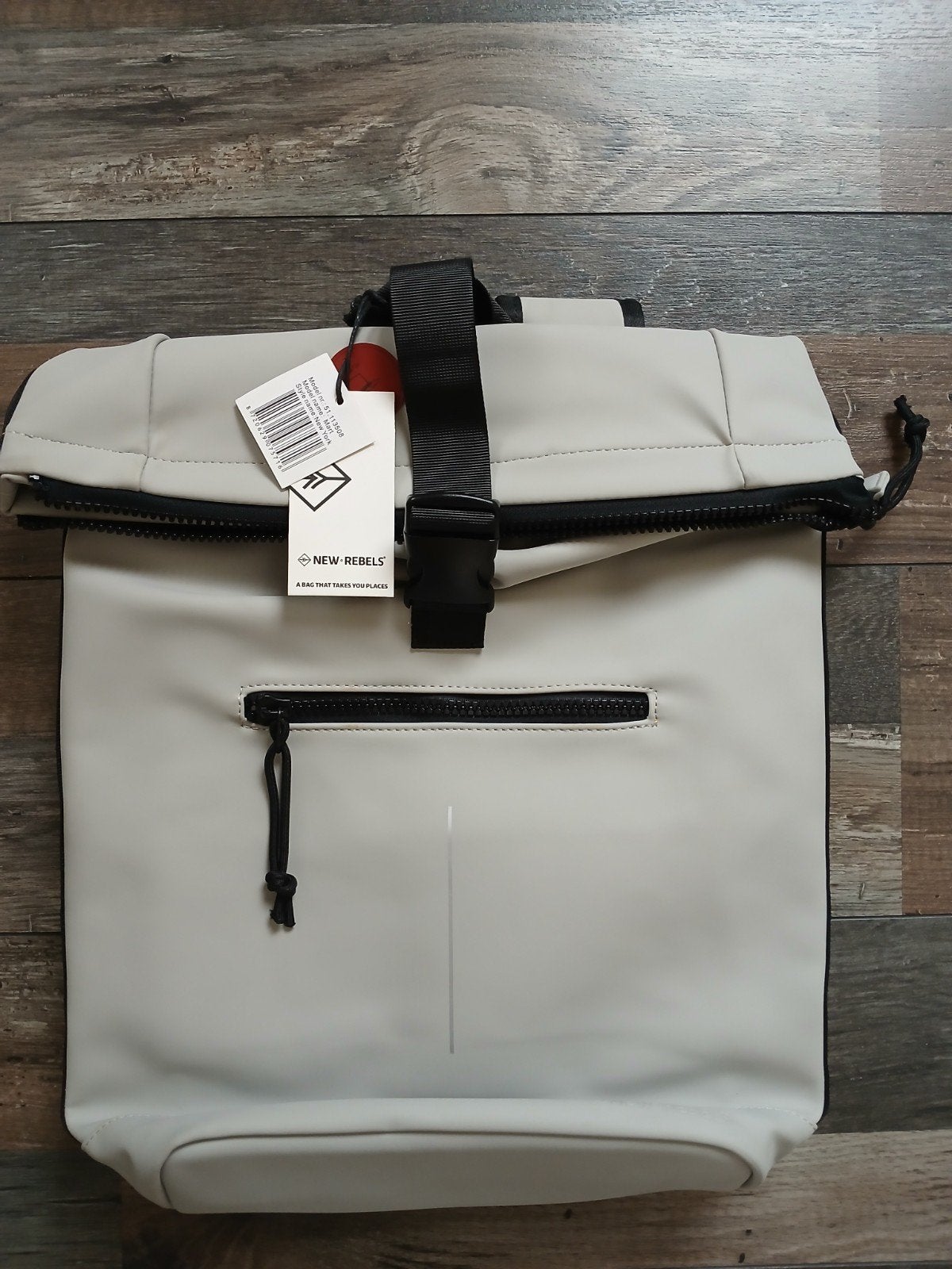 New Rebels Rugtas Laptoptas - Nieuw met kaartjes, 25 tot 40 cm, Nieuw, Ophalen of Verzenden, Waterdicht