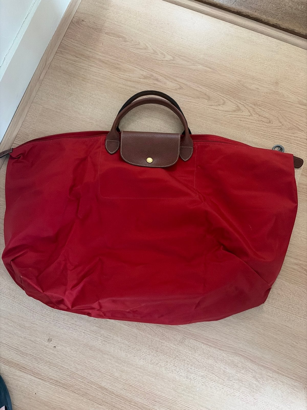 Longchamp Le Pliage Reistas Rood, Sieraden, Tassen en Uiterlijk, Ophalen of Verzenden, Gebruikt, Rood, Overige typen